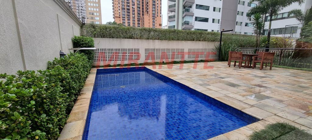 Apartamento de 245m² com 4 quartos em Vila Clementino