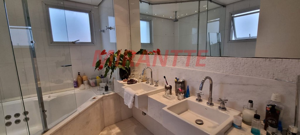 Apartamento de 245m² com 4 quartos em Vila Clementino