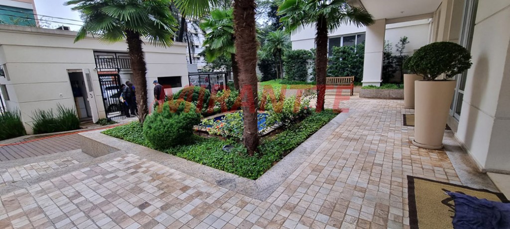 Apartamento de 245m² com 4 quartos em Vila Clementino