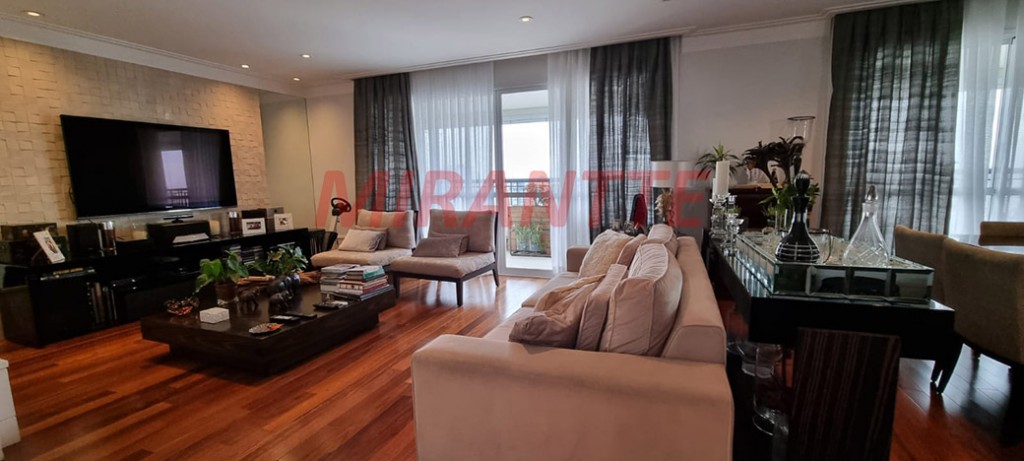 Apartamento de 245m² com 4 quartos em Vila Clementino