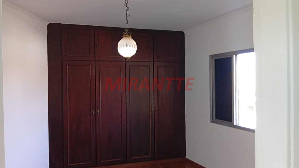 Sobrado de 221m² com 3 quartos em Jardim São Paulo