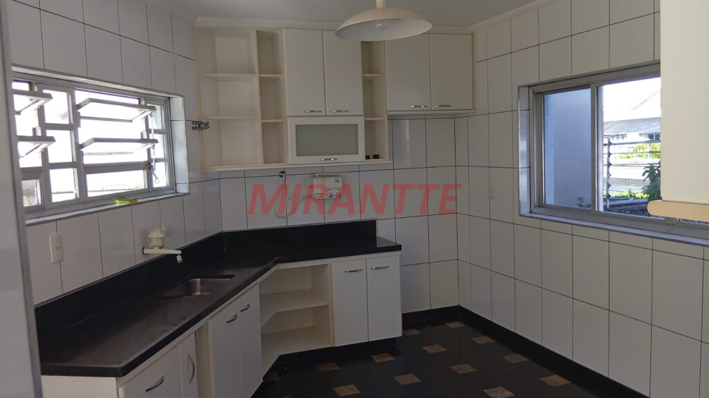 Sobrado de 221m² com 3 quartos em Jardim São Paulo