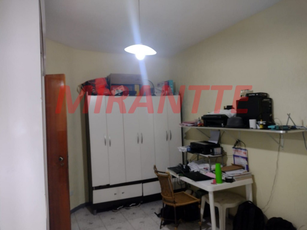 Sobrado de 180m² com 3 quartos em Vila Mazzei