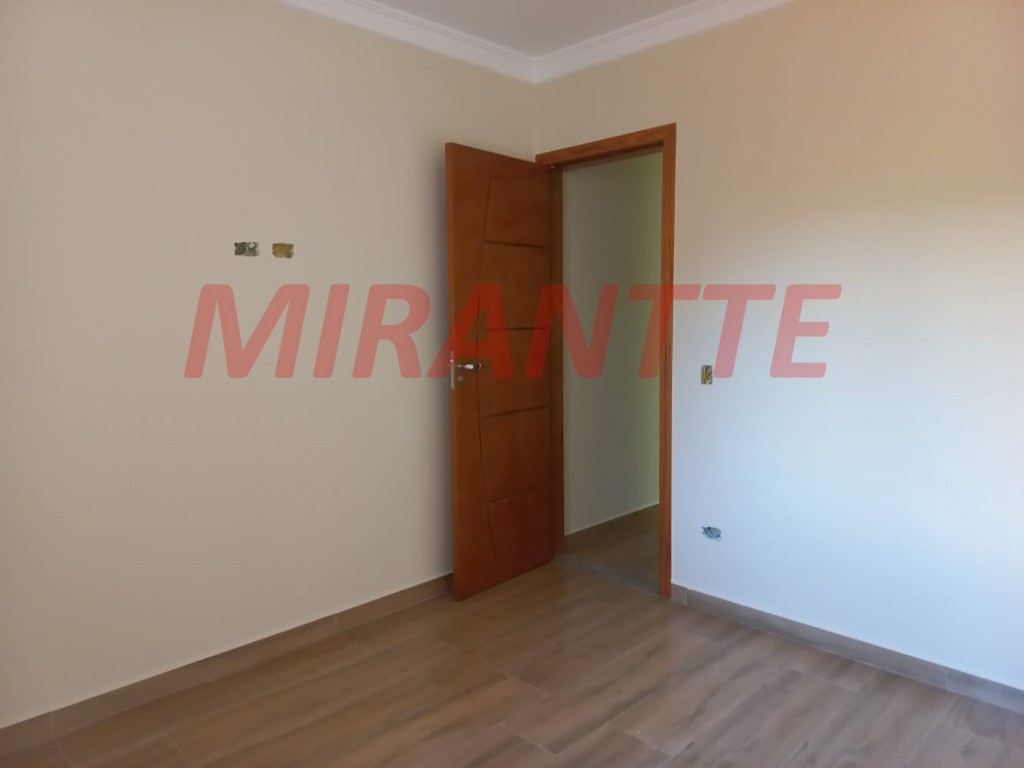 Sobrado de 90m² com 3 quartos em Vila Basileia