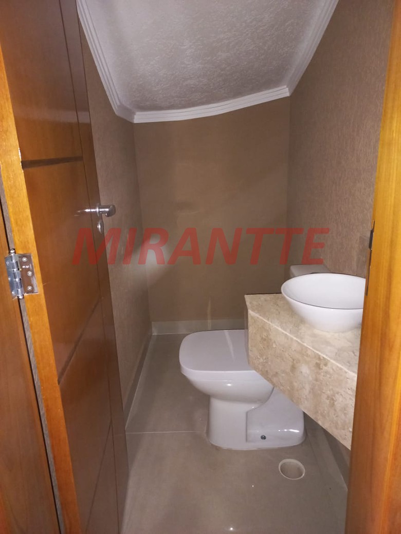 Sobrado de 90m² com 3 quartos em Vila Basileia