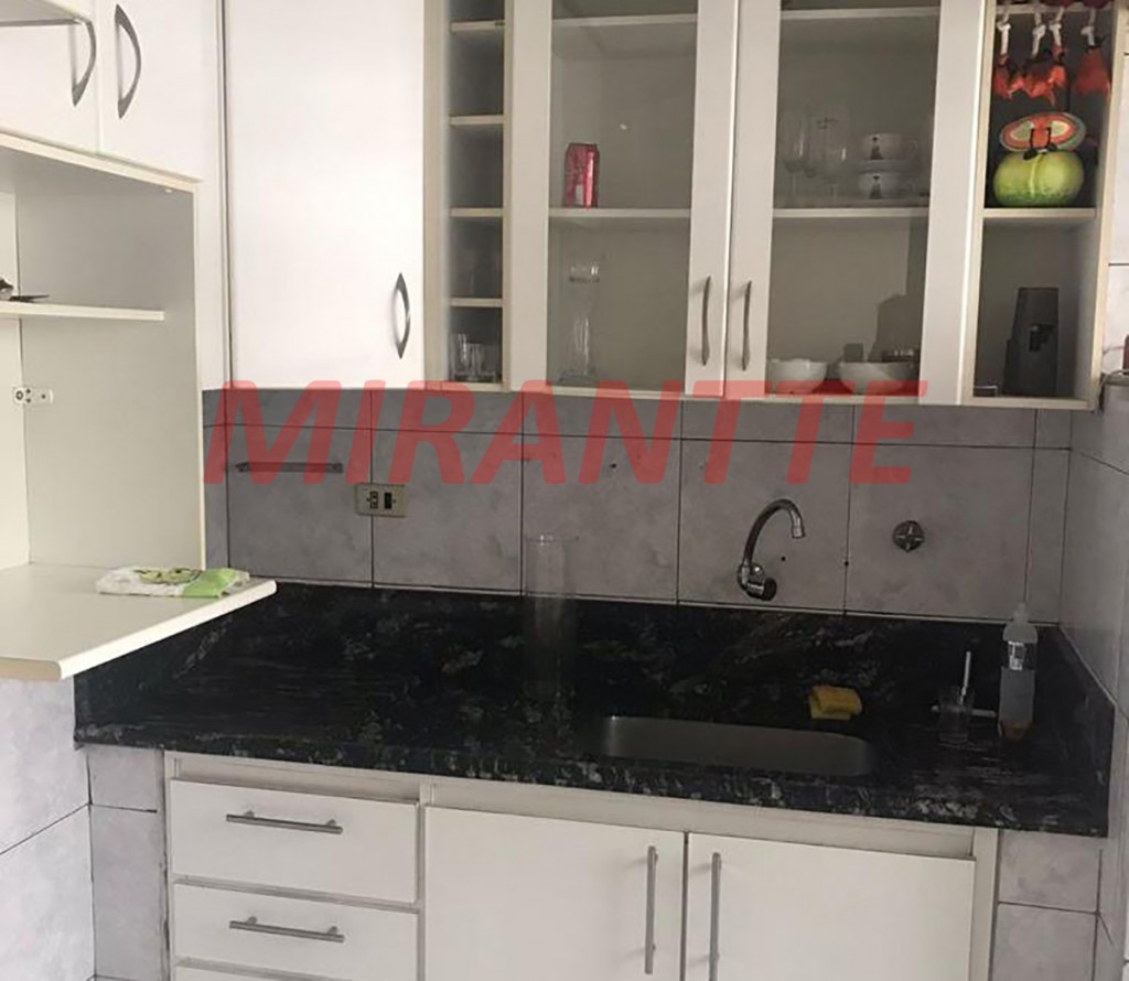 Apartamento de 48m² com 2 quartos em Santa Cecilia