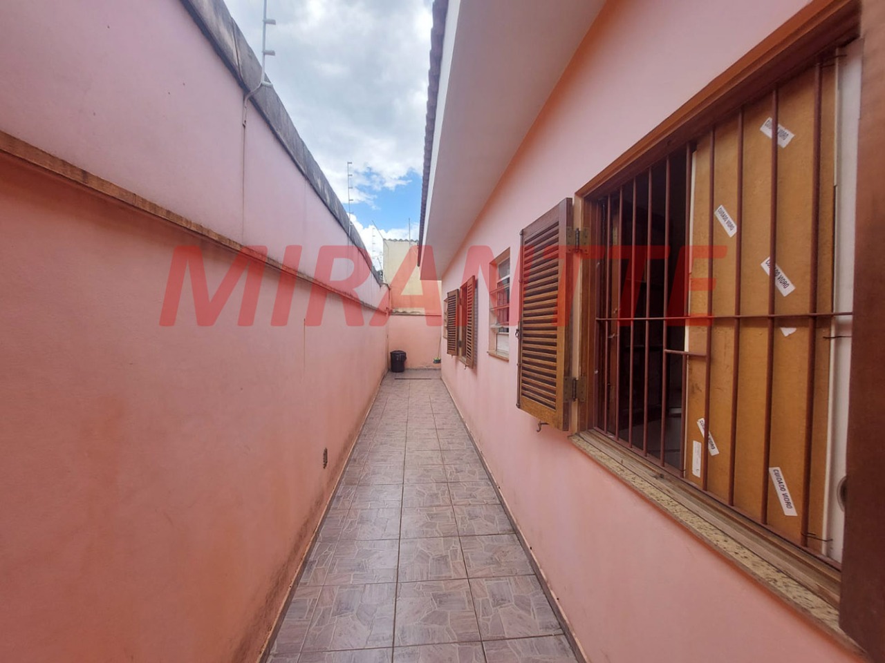 Casa terrea de 105m² com 3 quartos em Vila Isolina Mazzei