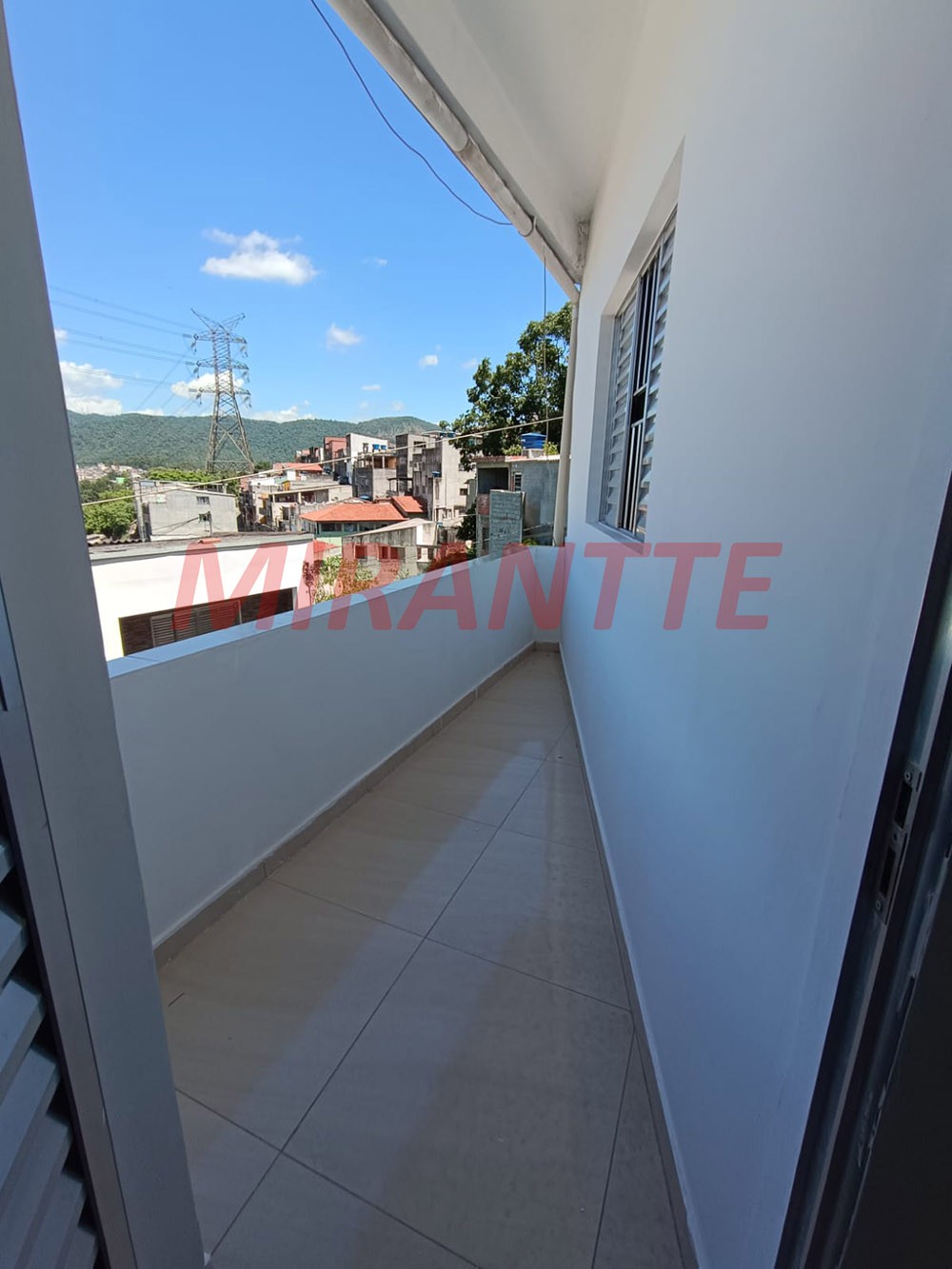 Apartamento com 2 quartos em Jardim Fontalis