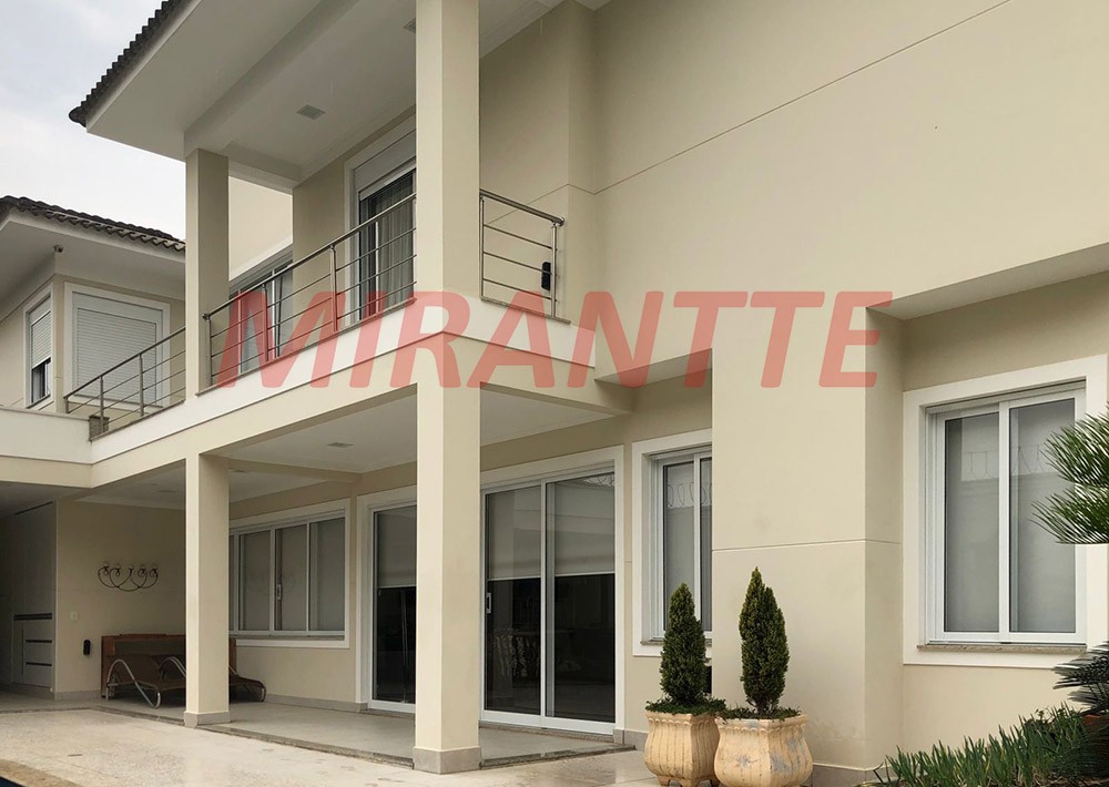Sobrado de 490m² com 4 quartos em Jardim Virginia Branca
