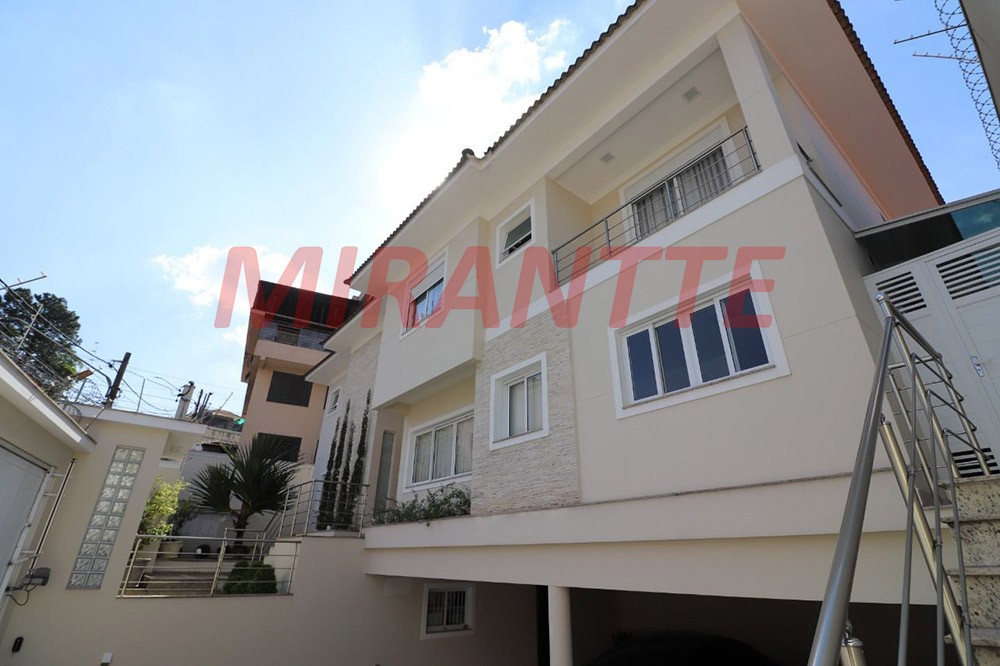 Sobrado de 490m² com 4 quartos em Jardim Virginia Branca