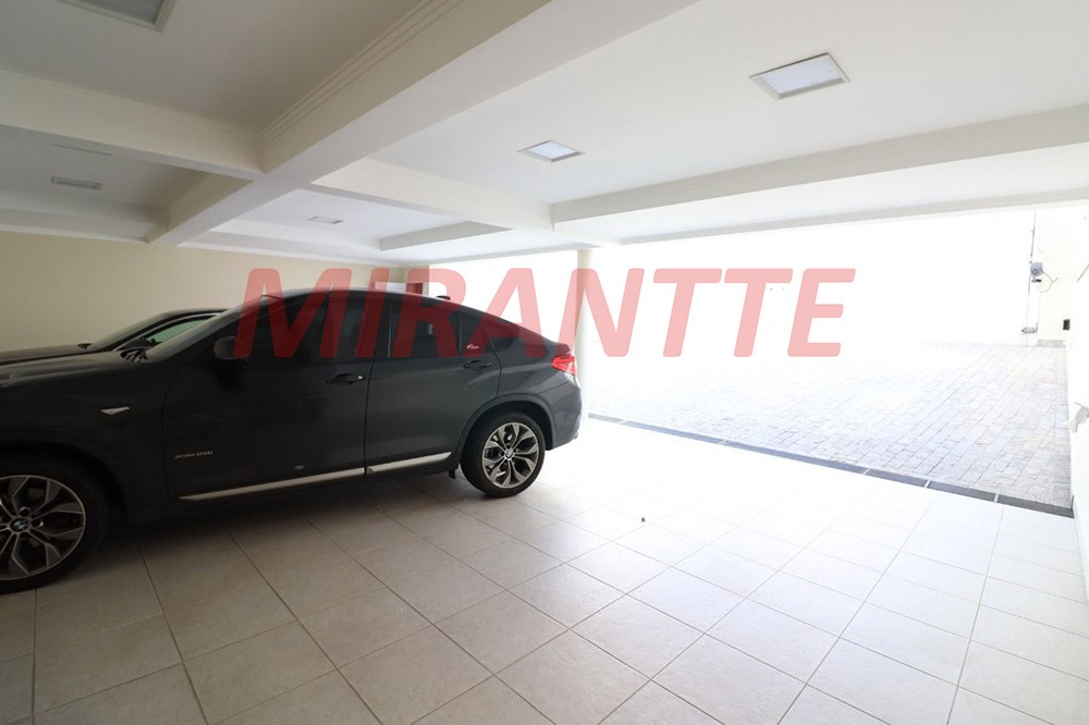 Sobrado de 490m² com 4 quartos em Jardim Virginia Branca