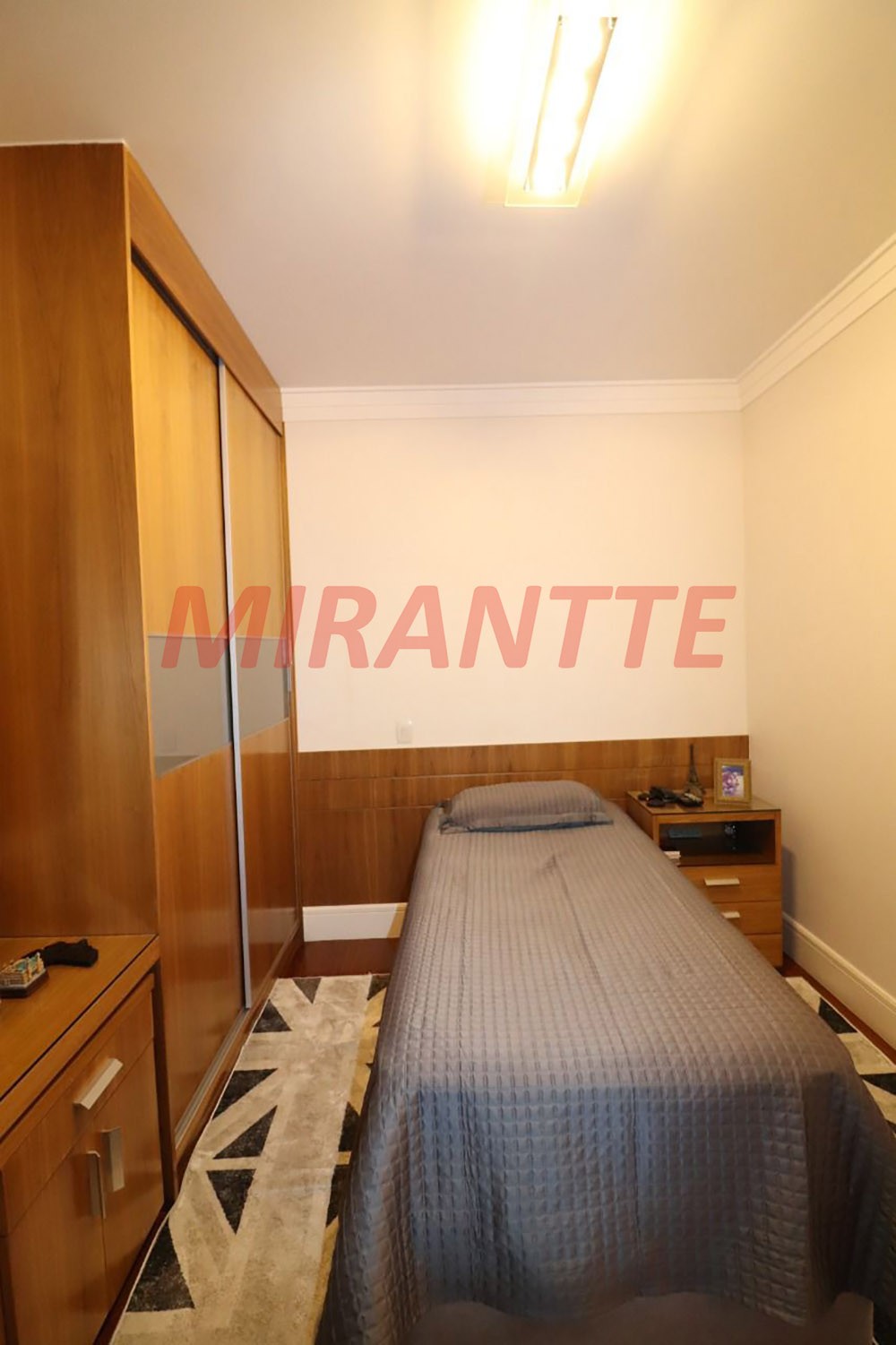 Sobrado de 490m² com 4 quartos em Jardim Virginia Branca
