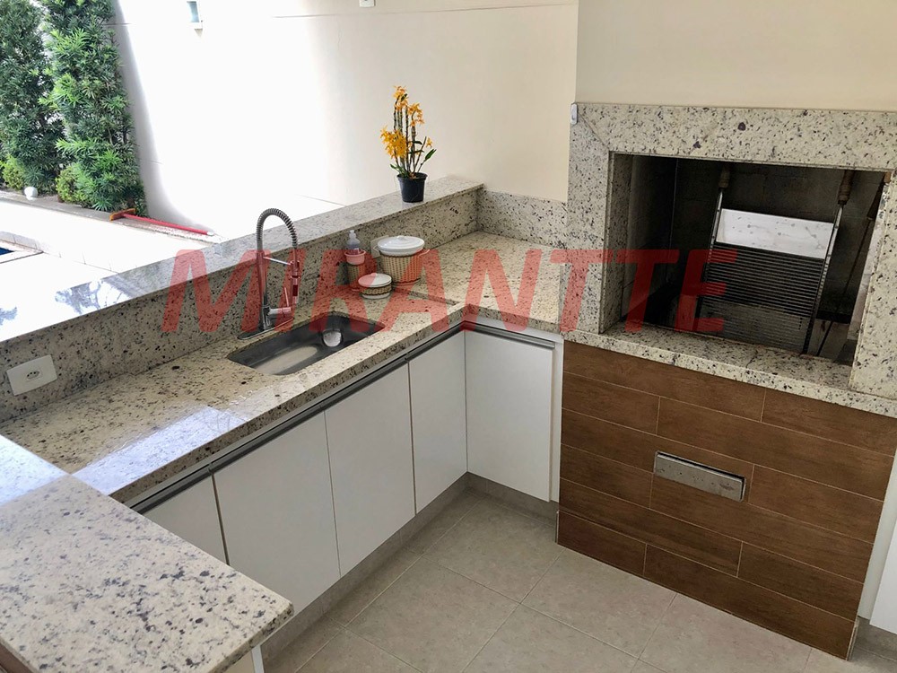 Sobrado de 490m² com 4 quartos em Jardim Virginia Branca