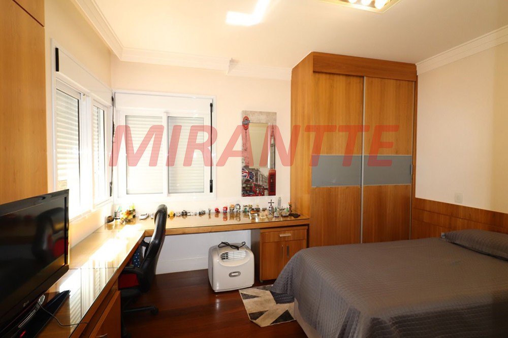 Sobrado de 490m² com 4 quartos em Jardim Virginia Branca
