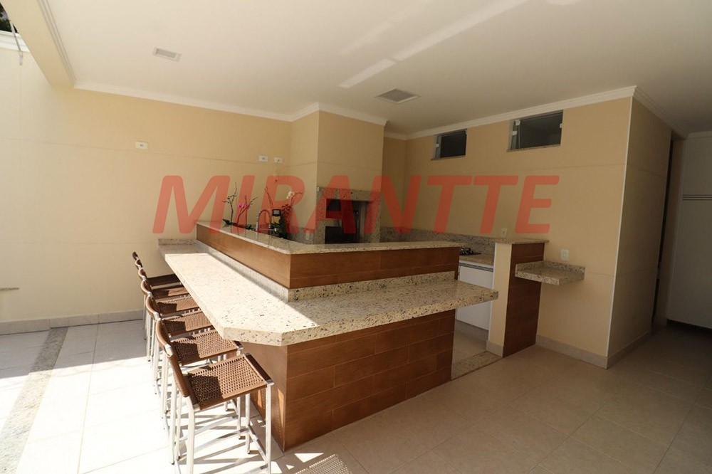 Sobrado de 490m² com 4 quartos em Jardim Virginia Branca