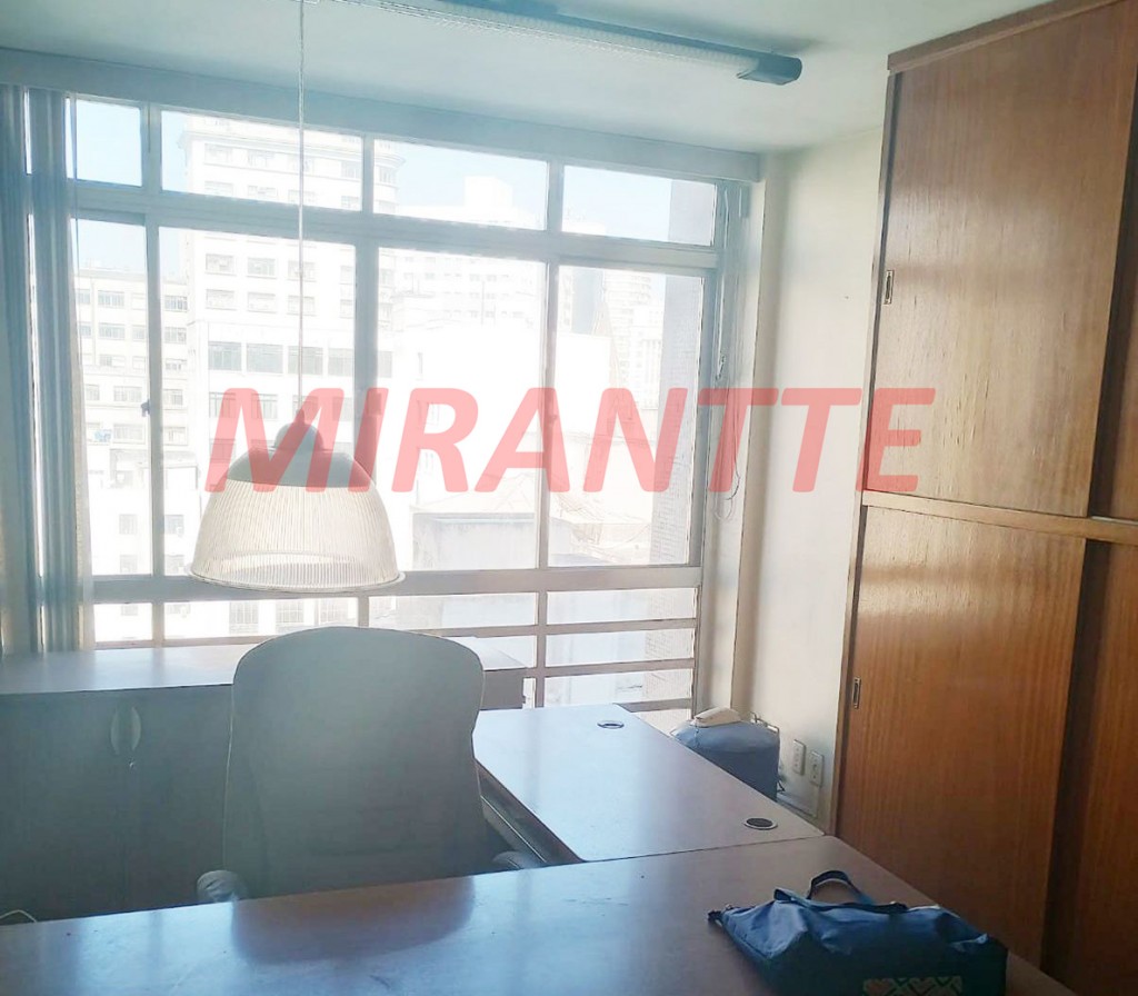 Comercial de 32m² em Centro