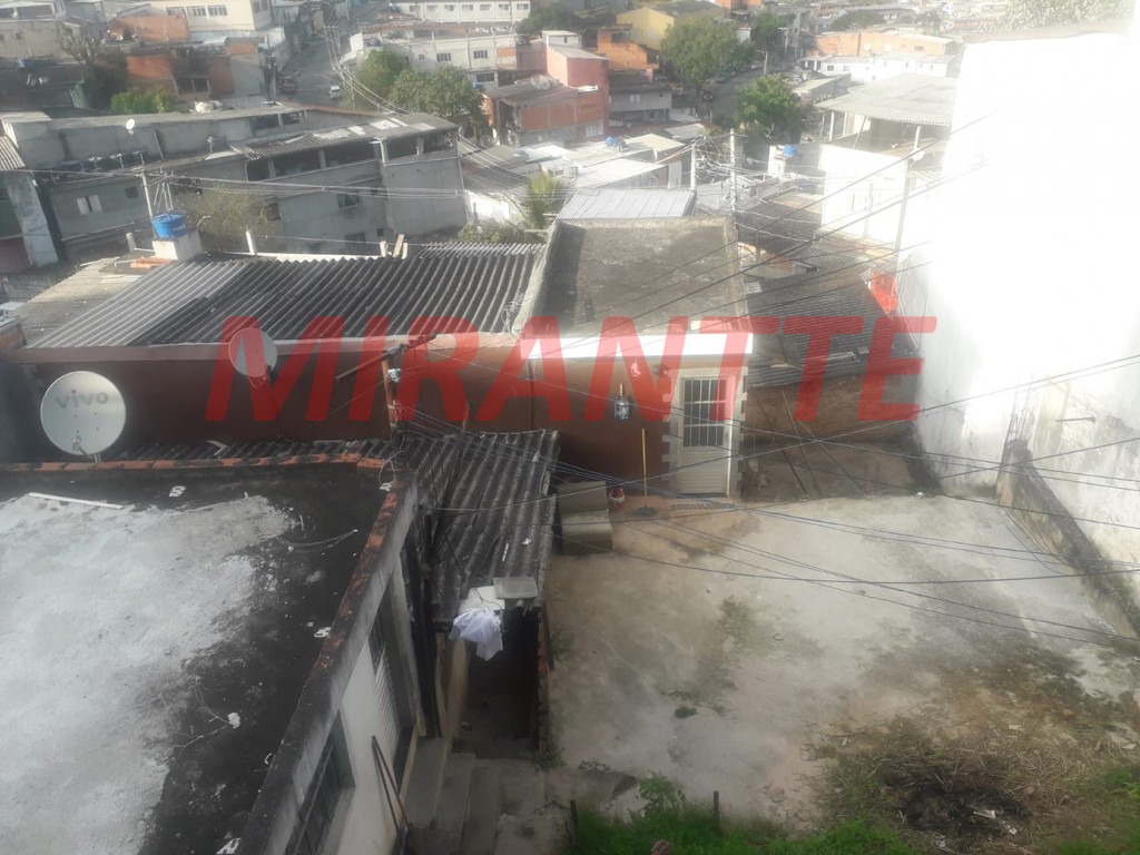Terreno de 380m² em Jardim Peri