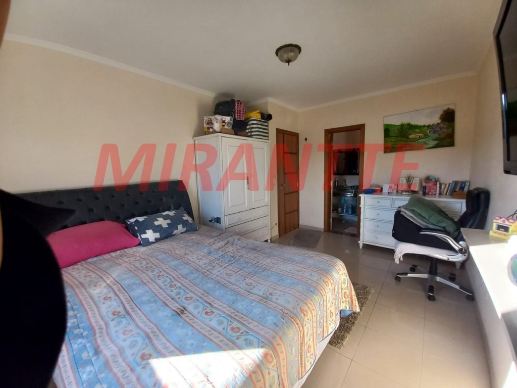 Casa terrea de 228m² com 3 quartos em Vila Irmaos Arnoni