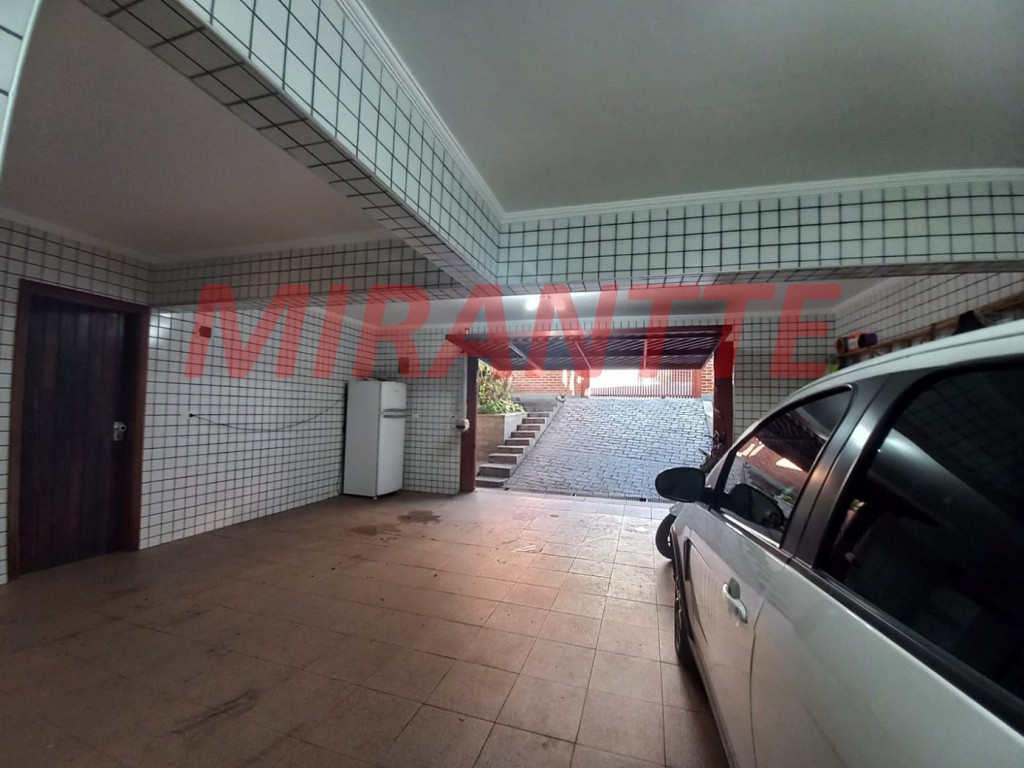 Casa terrea de 228m² com 3 quartos em Vila Irmaos Arnoni