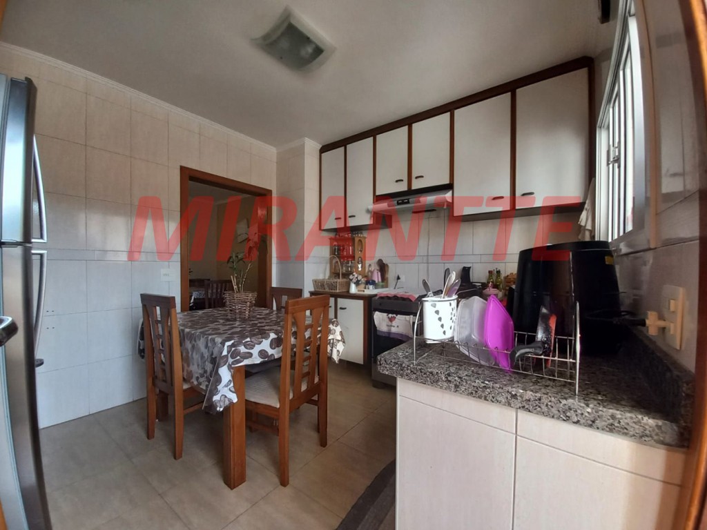 Casa terrea de 228m² com 3 quartos em Vila Irmaos Arnoni