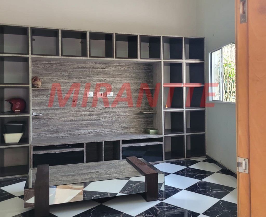 Sobrado de 200m² com 3 quartos em Vila Maricy