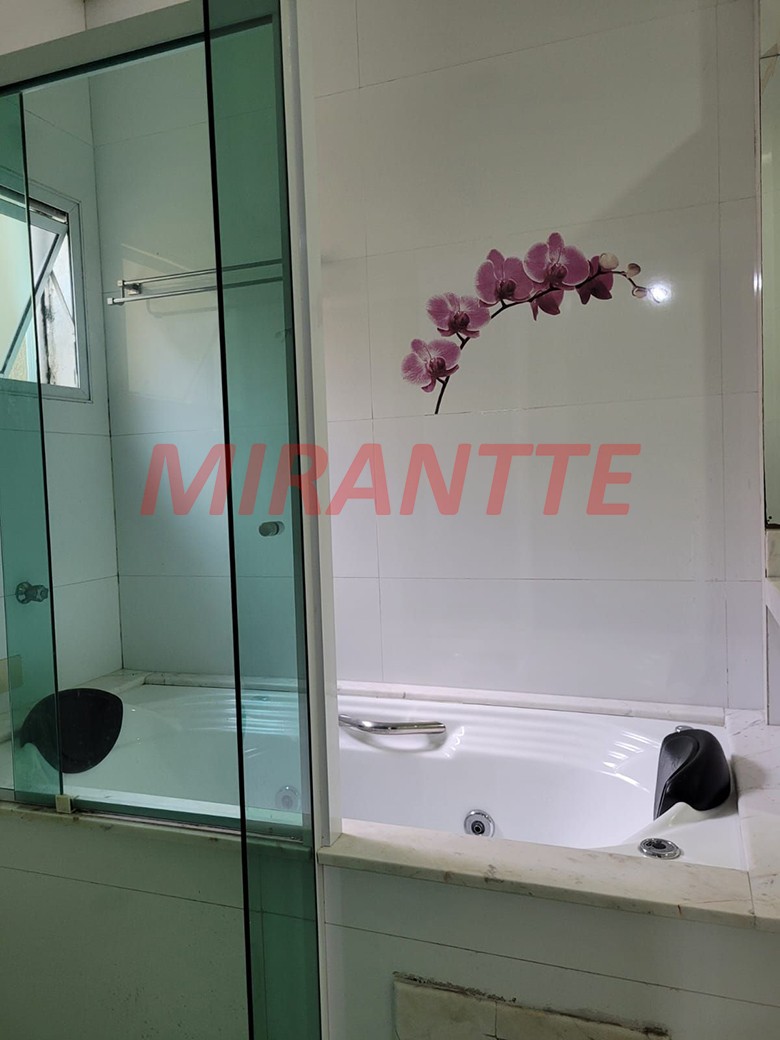 Sobrado de 200m² com 3 quartos em Vila Maricy