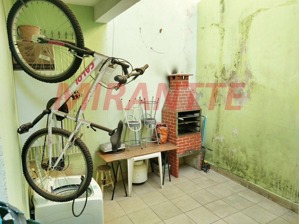 Sobrado de 258m² com 3 quartos em Jaçana