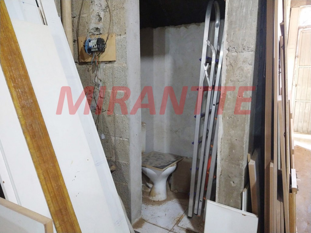 Sobrado de 258m² com 3 quartos em Jaçana