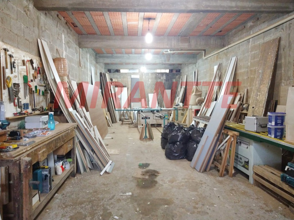 Sobrado de 258m² com 3 quartos em Jaçana