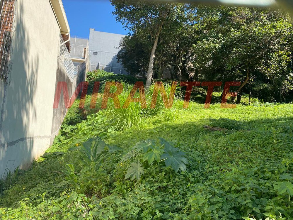 Terreno de 462m² em Horto Florestal