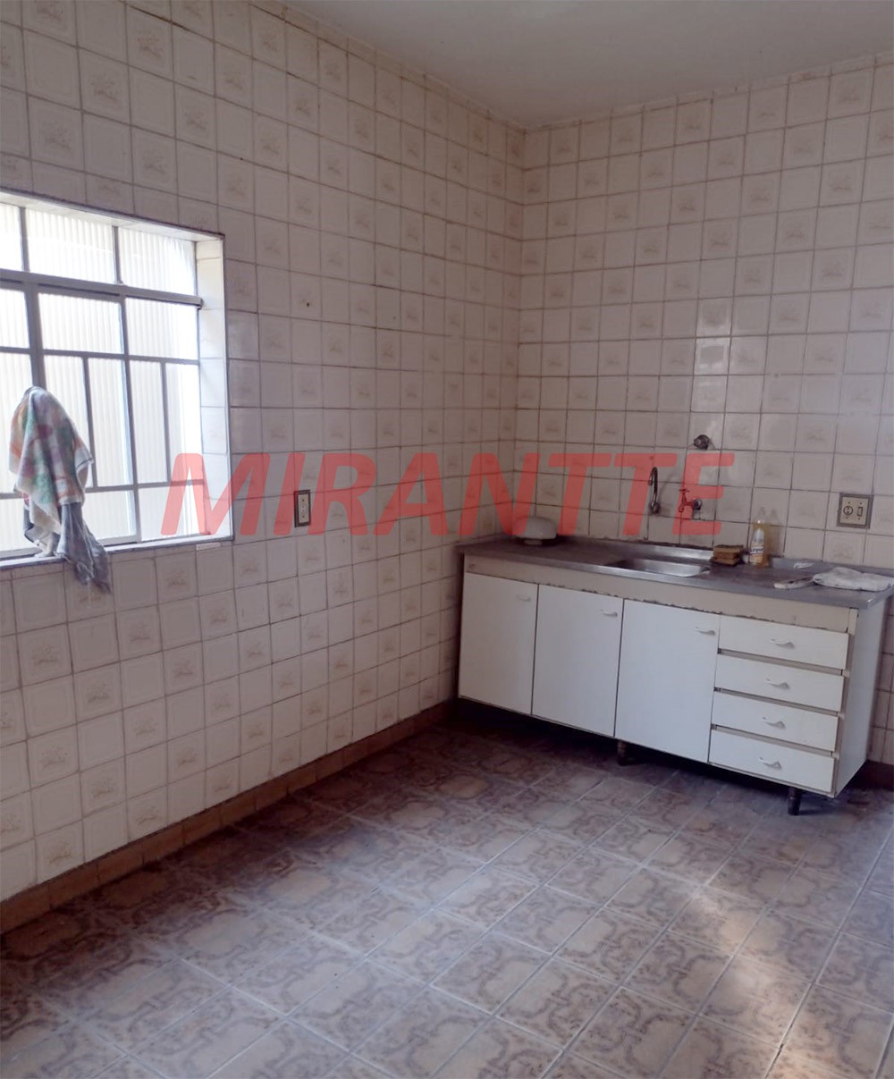 Casa terrea de 256m² com 6 quartos em Vila Medeiros