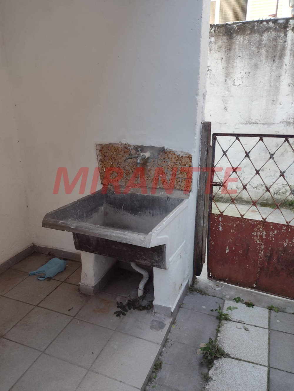 Casa terrea de 256m² com 6 quartos em Vila Medeiros