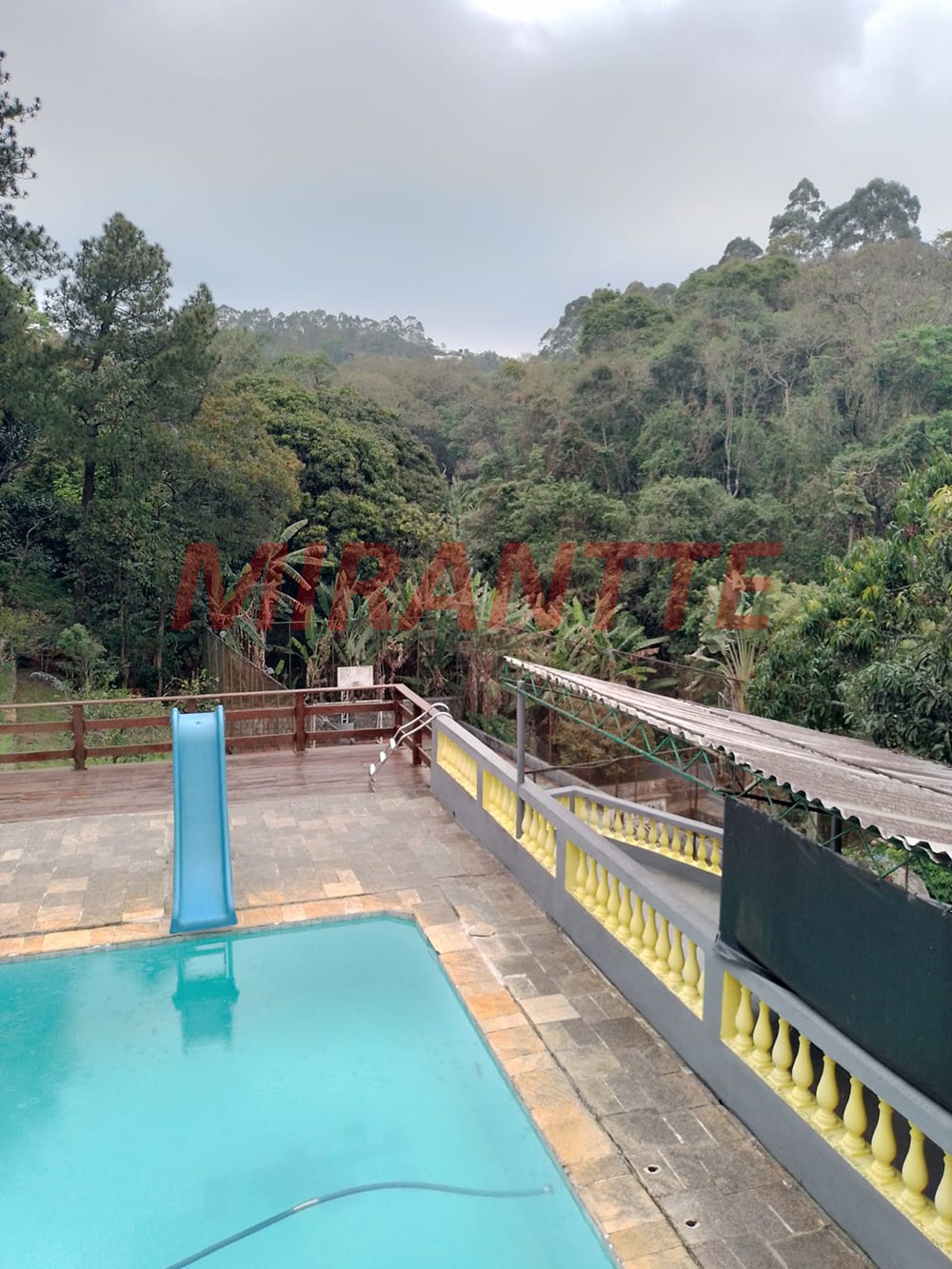 Chácara de 360m² com 5 quartos em Serra da Cantareira