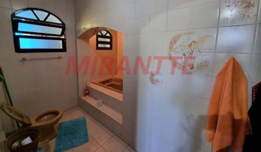Chácara de 360m² com 5 quartos em Serra da Cantareira