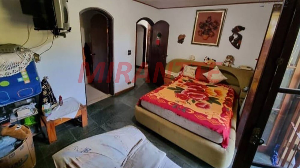 Chácara de 360m² com 5 quartos em Serra da Cantareira