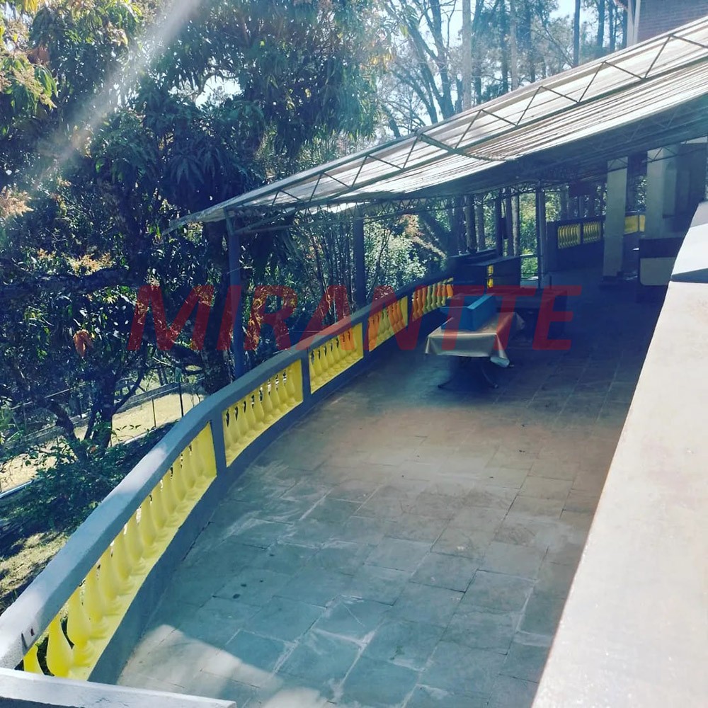 Chácara de 360m² com 5 quartos em Serra da Cantareira