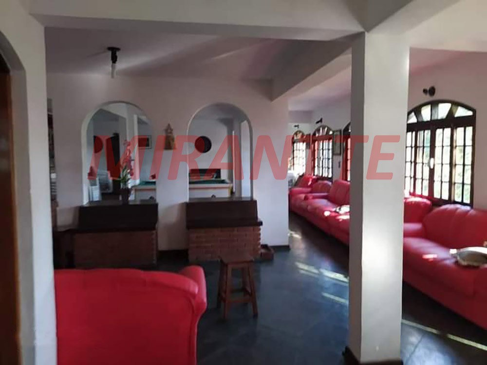Chácara de 360m² com 5 quartos em Serra da Cantareira