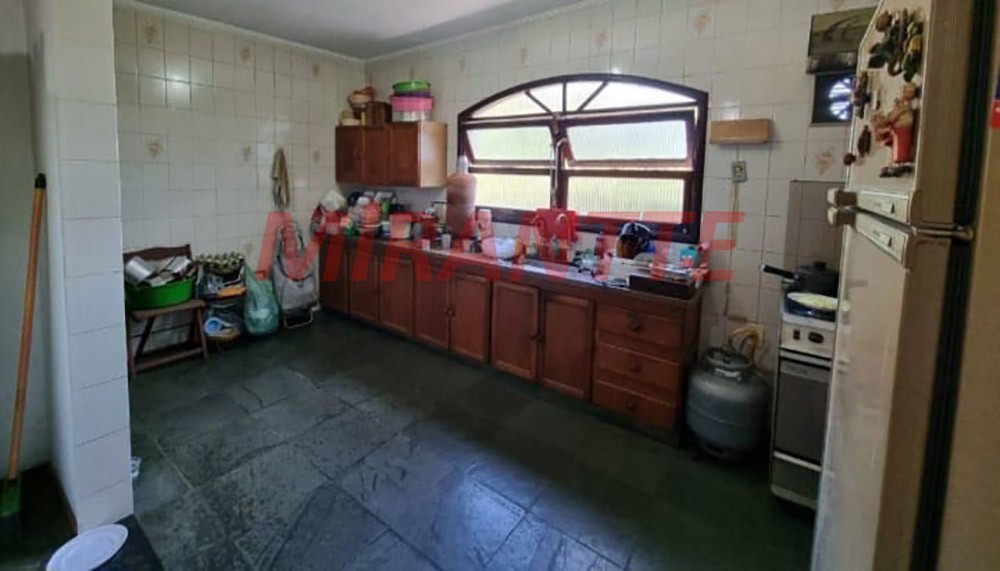 Chácara de 360m² com 5 quartos em Serra da Cantareira