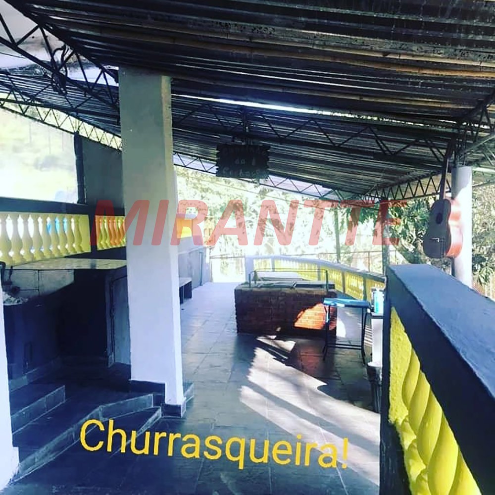 Chácara de 360m² com 5 quartos em Serra da Cantareira