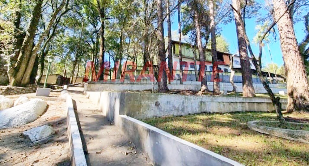 Chácara de 360m² com 5 quartos em Serra da Cantareira