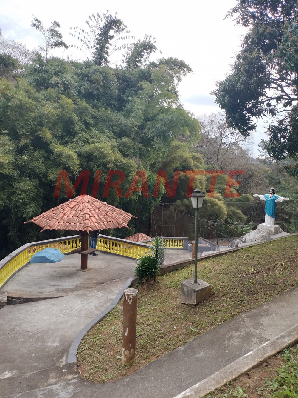 Chácara de 360m² com 5 quartos em Serra da Cantareira