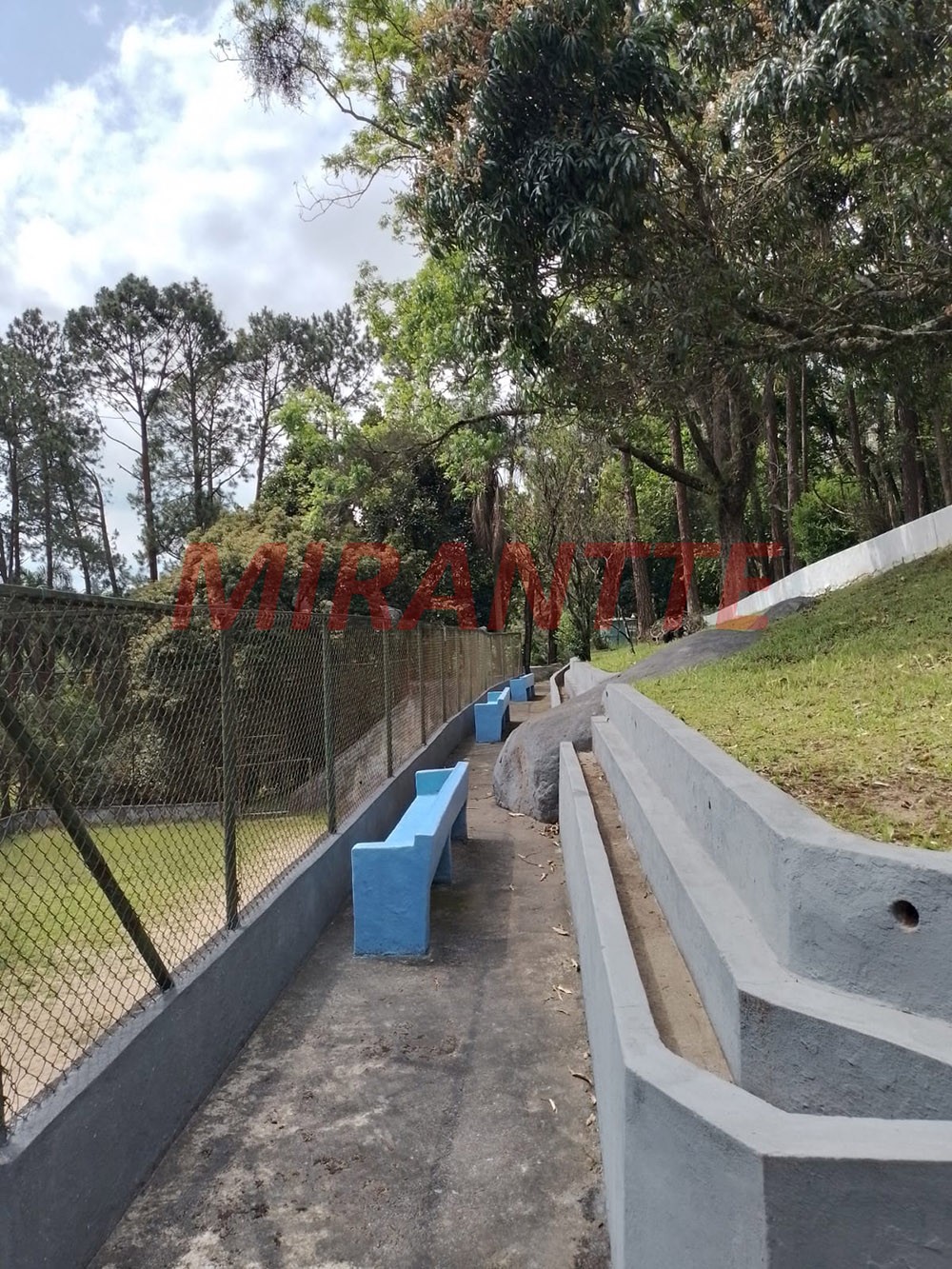 Chácara de 360m² com 5 quartos em Serra da Cantareira