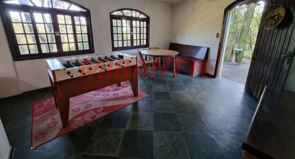 Chácara de 360m² com 5 quartos em Serra da Cantareira