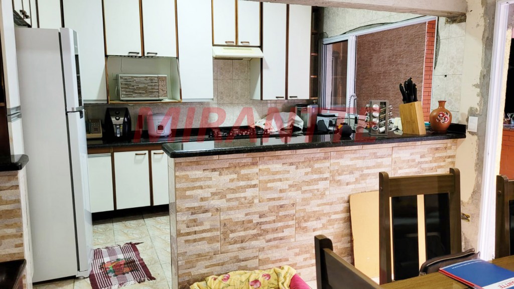 Sobrado de 439m² com 4 quartos em Jardim Santa Clara