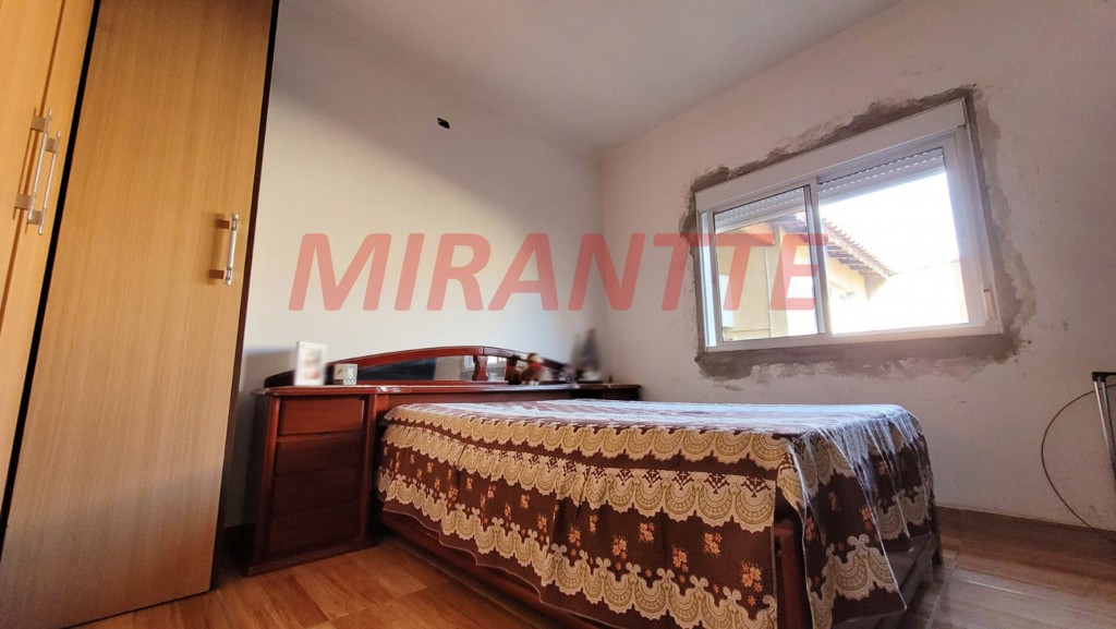 Sobrado de 439m² com 4 quartos em Jardim Santa Clara