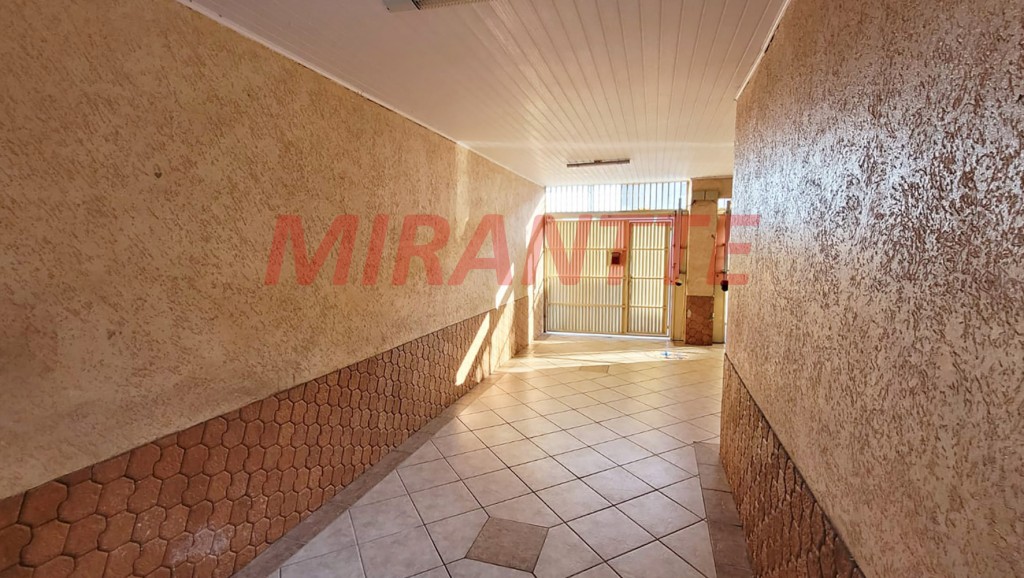 Sobrado de 439m² com 4 quartos em Jardim Santa Clara