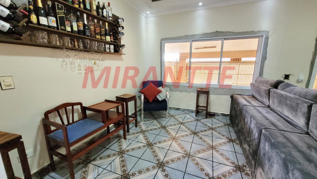 Sobrado de 439m² com 4 quartos em Jardim Santa Clara