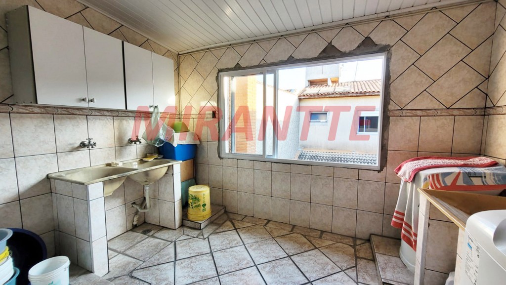 Sobrado de 439m² com 4 quartos em Jardim Santa Clara
