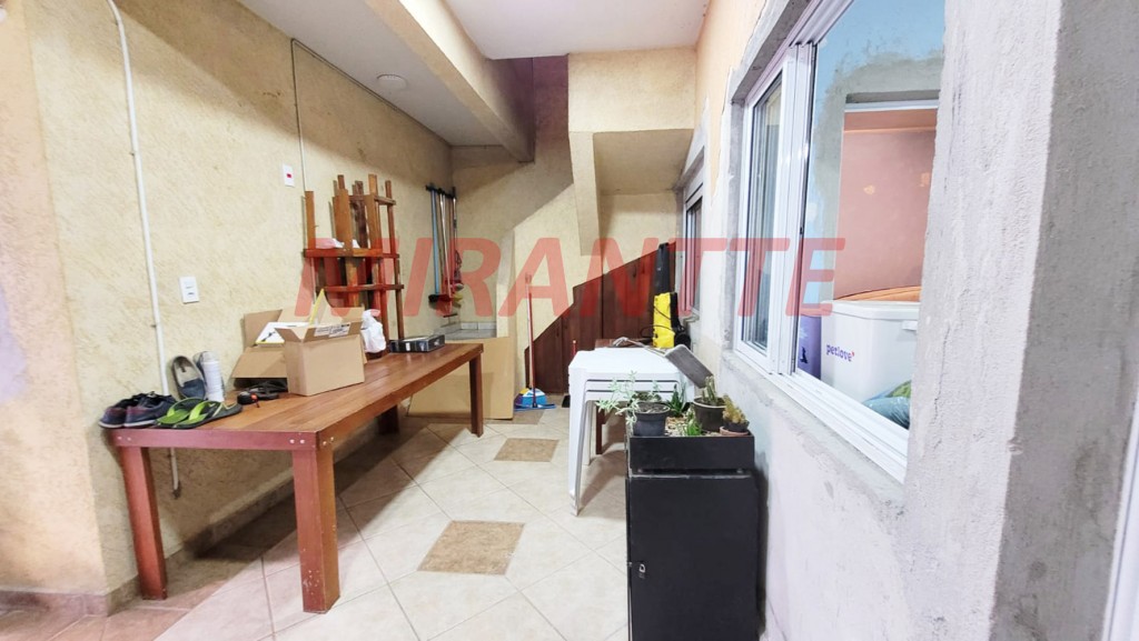 Sobrado de 439m² com 4 quartos em Jardim Santa Clara