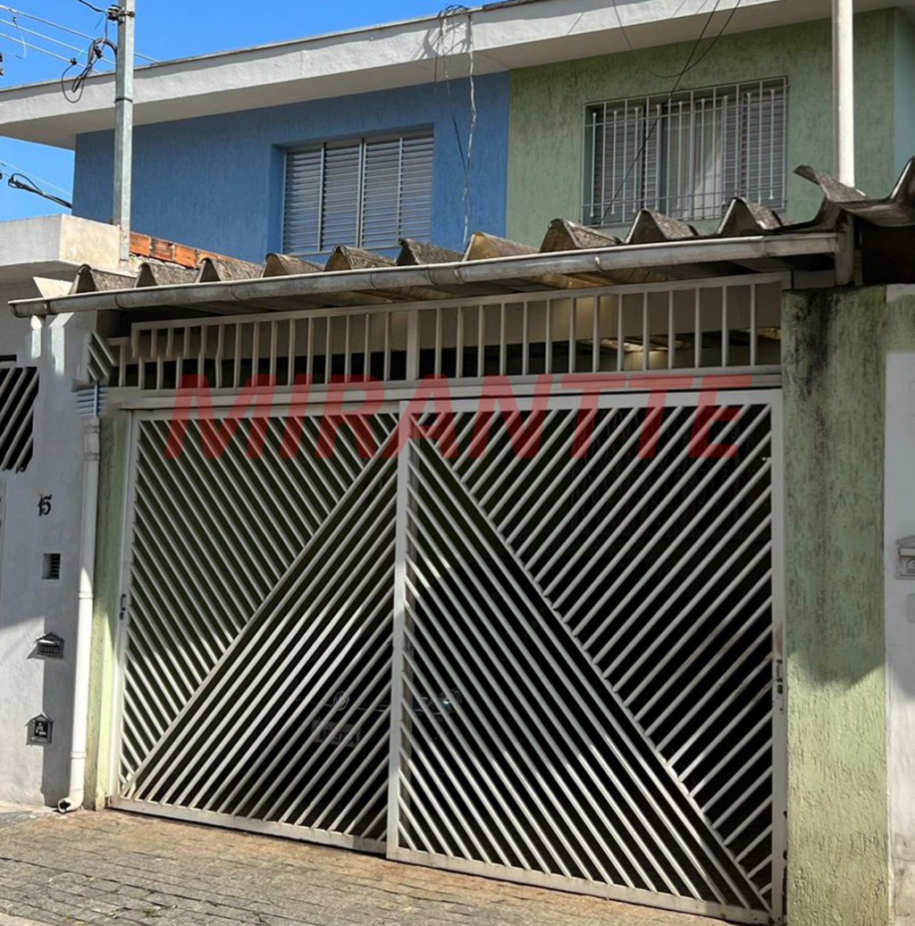 Sobrado de 219m² com 6 quartos em Santa Teresinha